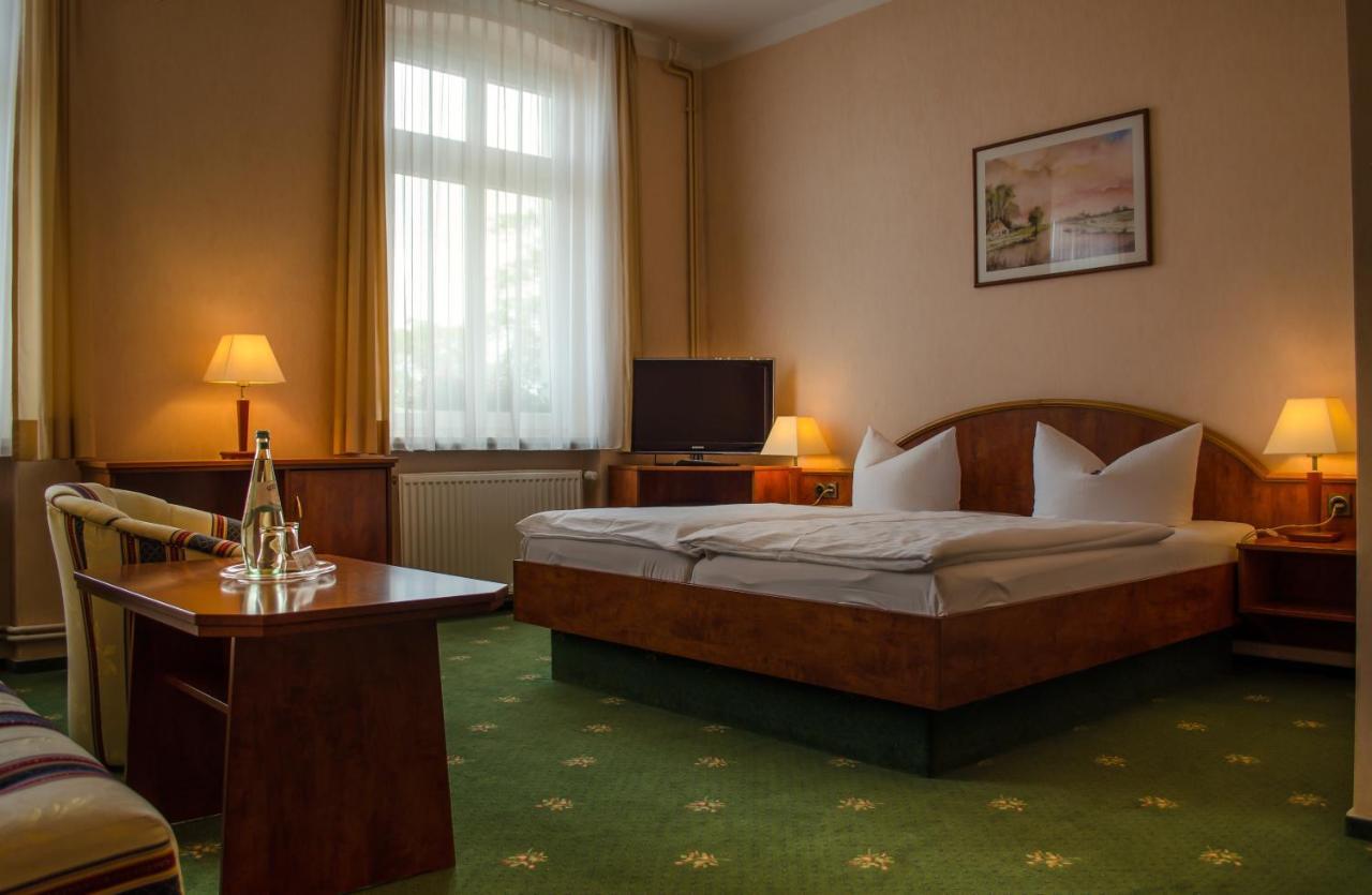 Hotel Meereswelle - Anno 1875 Heringsdorf  Extérieur photo